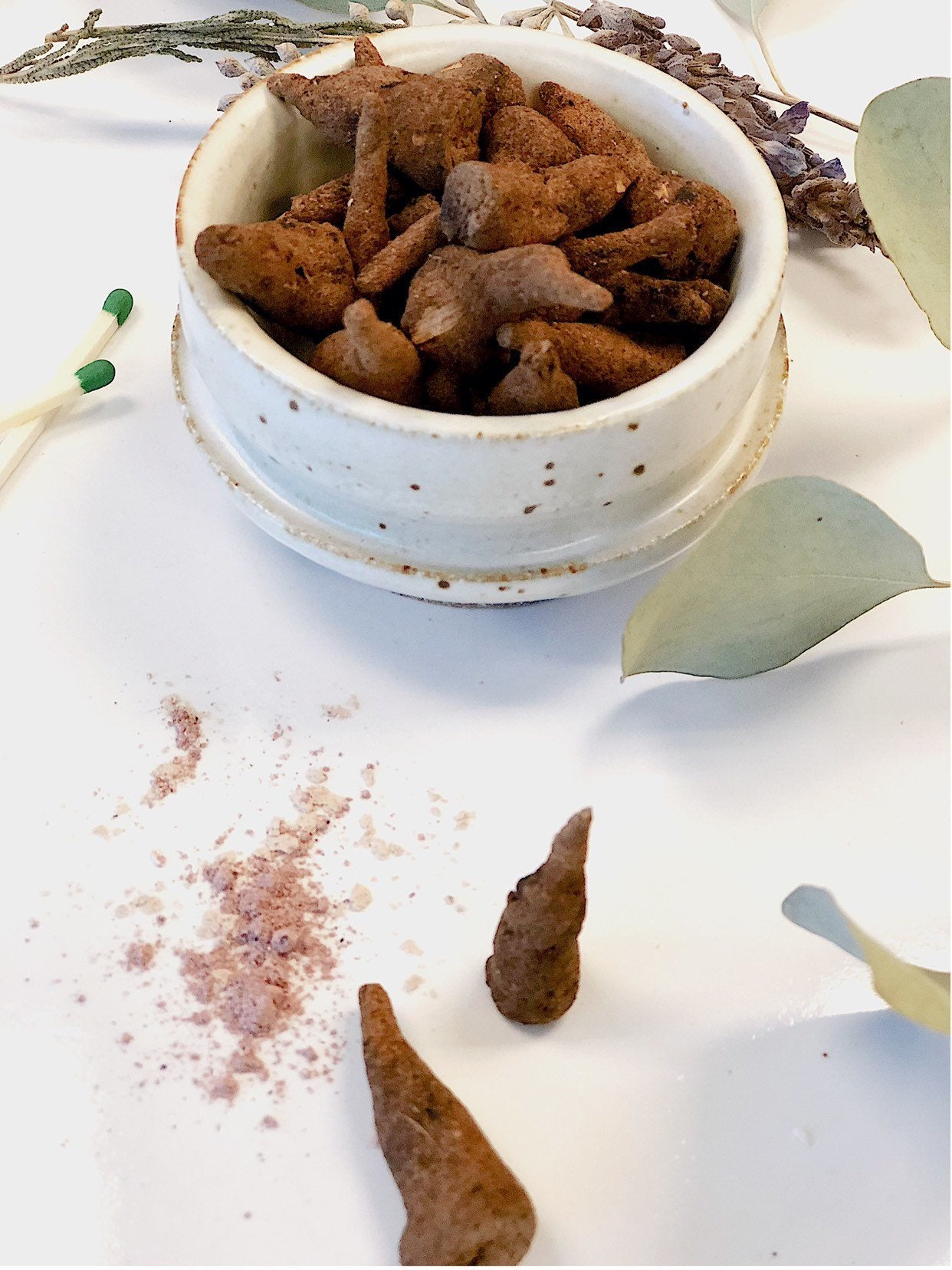 Divine Meditation Incense / Palo Santo / Frankincense & Myrrh / - Chakras Store